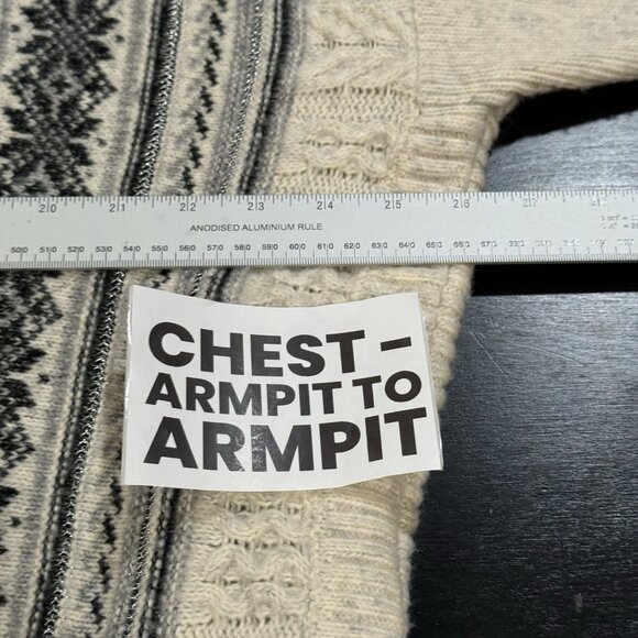 Cabi Chalet Fair Isle Oatmeal Sweater Style Snowflake Womens Size Medium - Picture 9 of 11